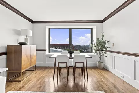 Dining - 85 E India Row #8A, Boston, MA 02110 photo 4 of 4
