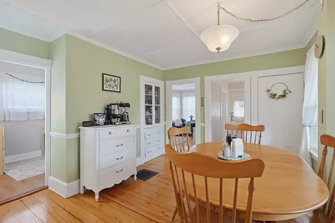 Dining - 2 Dearborn Ave, Beverly, MA 01915 photo 4 of 4