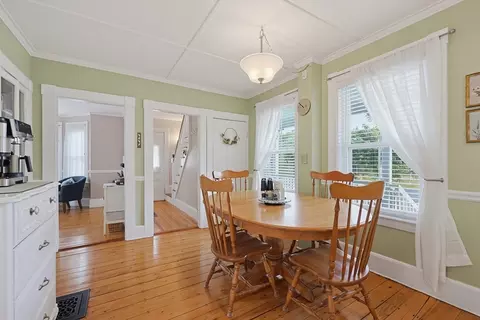 Dining - 2 Dearborn Ave, Beverly, MA 01915 photo 3 of 4