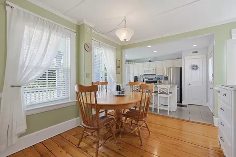 Dining - 2 Dearborn Ave, Beverly, MA 01915 photo 1 of 4