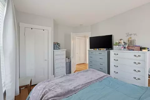 Bedroom - 2 Dearborn Ave, Beverly, MA 01915 photo 5 of 5