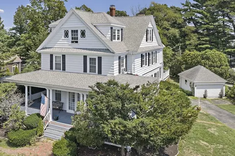 34 Avon Way, Quincy, MA 02169