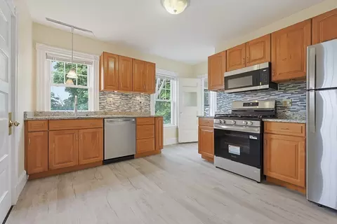 Kitchen - 2 Edgar Ter #3, Winthrop, MA 02152 photo 2 of 7