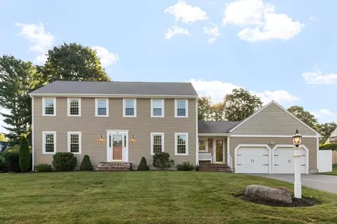 4 Lantern Ln, Shrewsbury, MA 01545