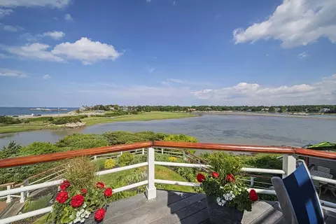 131 Nichols Rd #6, Cohasset, MA 02025