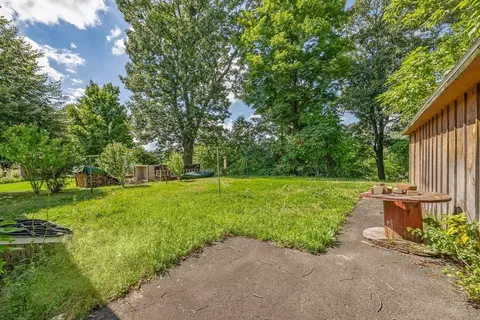 Exterior - 162 Arcadia Blvd, Springfield, MA 01118 photo 3 of 5