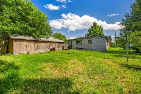 Exterior - 162 Arcadia Blvd, Springfield, MA 01118 photo 5 of 5