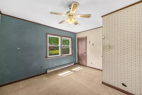 Bedroom - 162 Arcadia Blvd, Springfield, MA 01118 photo 1 of 3