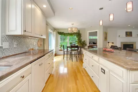 Kitchen - 8 Barton Rd, Harvard, MA 01451 photo 3 of 4