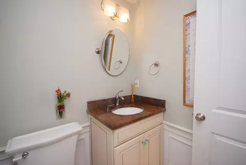Bath - 8 Barton Rd, Harvard, MA 01451 photo 1 of 3