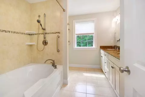 Bath - 8 Barton Rd, Harvard, MA 01451 photo 3 of 3