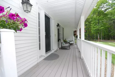 Exterior - 8 Barton Rd, Harvard, MA 01451 photo 3 of 6