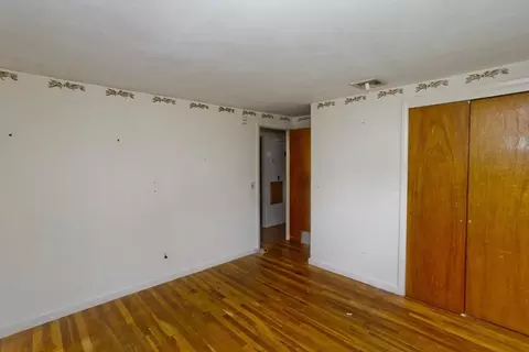 Bedroom - 67 Warwick Rd, Chicopee, MA 01020 photo 4 of 6