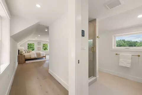 Entry Way - 63 Main St, Dover, MA 02030 photo 7 of 8