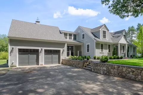 Exterior - 63 Main St, Dover, MA 02030 photo 2 of 5