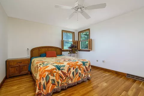 Bedroom - 18 Ruthellen Rd, Hudson, MA 01749 photo 1 of 6