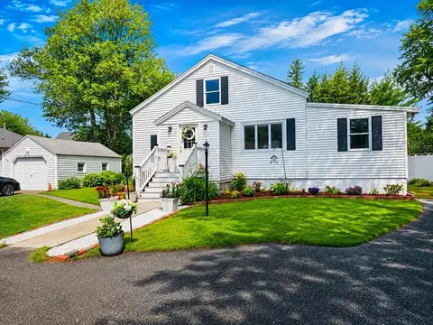 56 Kirby Ave, Lunenburg, MA 01462