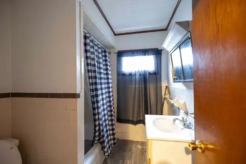 Bath - 610 Bradford Ave, Fall River, MA 02721 photo 1 of 5