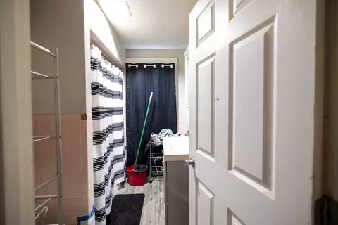 Bath - 610 Bradford Ave, Fall River, MA 02721 photo 4 of 5