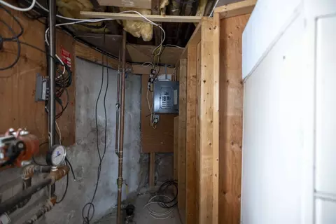 Entry Way - 54 Arizona St, Fall River, MA 02721 photo 2 of 2