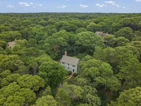 236 Blueberry Pond Dr, Brewster, MA 02631