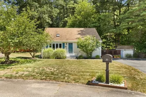 20 Feather Run, Taunton, MA 02780
