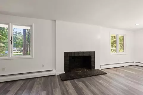 Living - 20 Algonquin Rd, Canton, MA 02021 photo 4 of 8