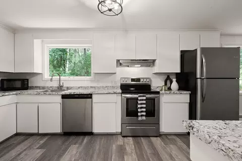 Kitchen - 20 Algonquin Rd, Canton, MA 02021 photo 2 of 4