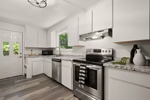 Kitchen - 20 Algonquin Rd, Canton, MA 02021 photo 1 of 4