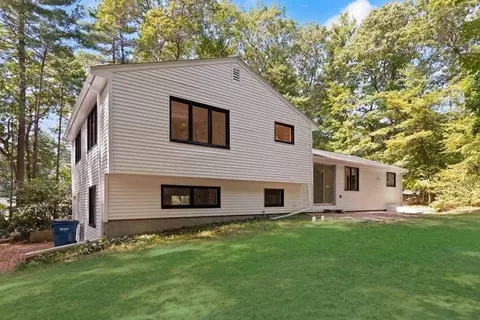 Exterior - 20 Algonquin Rd, Canton, MA 02021 photo 5 of 9