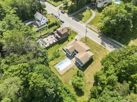 View/Area - 76 Central St, Georgetown, MA 01833 photo 6 of 8