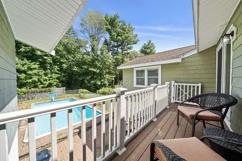 Exterior - 76 Central St, Georgetown, MA 01833 photo 3 of 15