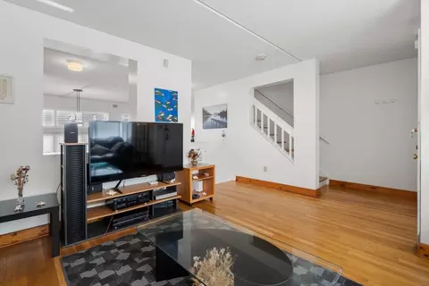 Living - 2 Eugene Cir #24, Boston, MA 02130 photo 1 of 4