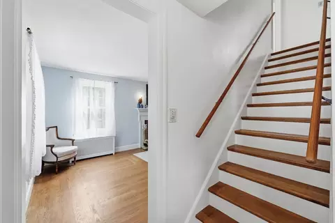 Entry Way - 250 Gillette Ave, Springfield, MA 01118 photo 1 of 1
