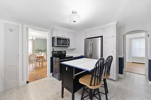 Kitchen - 250 Gillette Ave, Springfield, MA 01118 photo 1 of 5