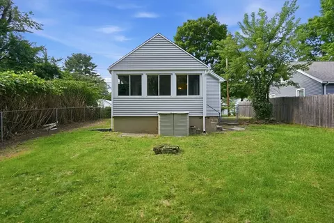 Exterior - 85 Silas St, Springfield, MA 01109 photo 5 of 6