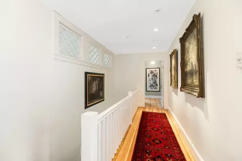 Entry Way - 8 Brier Rd, Gloucester, MA 01930 photo 2 of 3