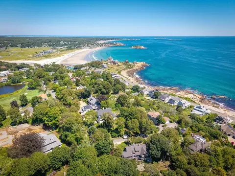 View/Area - 8 Brier Rd, Gloucester, MA 01930 photo 2 of 7