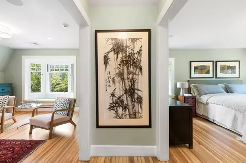 Entry Way - 8 Brier Rd, Gloucester, MA 01930 photo 3 of 3
