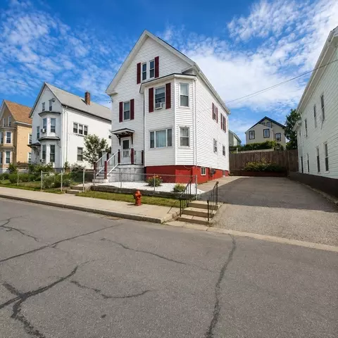 33 Hancock St, Haverhill, MA 01832