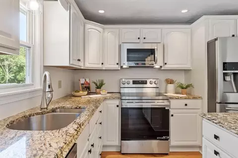 Kitchen - 7 Locust St, Reading, MA 01867 photo 6 of 6