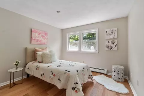 Bedroom - 7 Locust St, Reading, MA 01867 photo 4 of 7