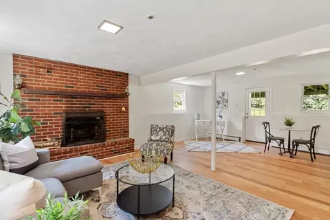 Living - 7 Locust St, Reading, MA 01867 photo 5 of 6