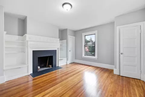 Living - 43 Cornell St, Springfield, MA 01109 photo 8 of 8