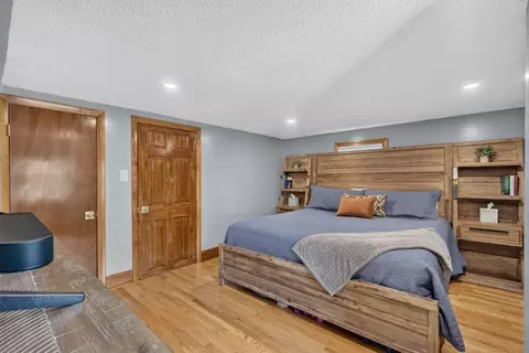 Bedroom - 3 Wormstead St, Saugus, MA 01906 photo 3 of 7