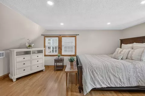 Bedroom - 3 Wormstead St, Saugus, MA 01906 photo 7 of 7