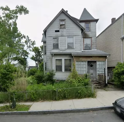 15 15 Lambert Ave # R, Chelsea, MA 02150