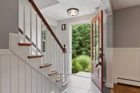 Entry Way - 3 Eldridge Rd, Harvard, MA 01451 photo 1 of 4