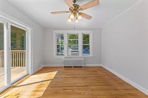 Living - 33 Clearview Ave, Worcester, MA 01605 photo 7 of 9