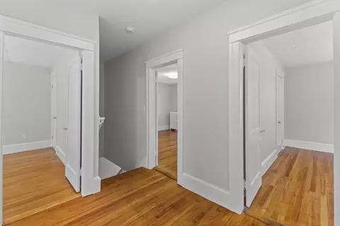 Entry Way - 33 Clearview Ave, Worcester, MA 01605 photo 3 of 3